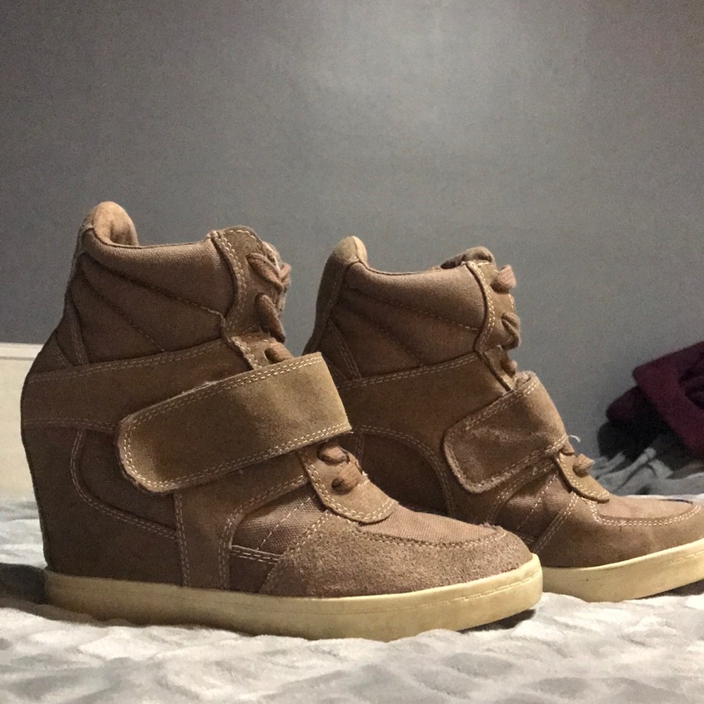 ZIGI Taupe High Top Sneakers Wedges